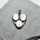 Srebrny wisiorek w kształcie serca z masą perłową 