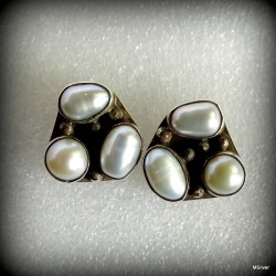 233. Kolczyki srebrne z perłami