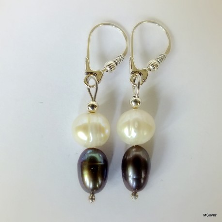 284. Kolczyki srebrne z  perłami