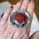 221. Srebrny pierścionek z czerwonym jaspisem
