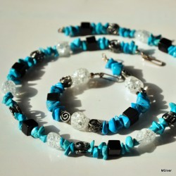 7. Komplet biżuterii - niebieski howlit z kwarcem