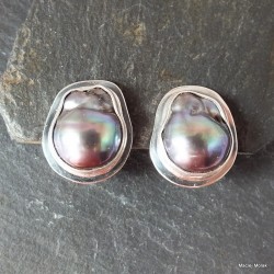 164. Klipsy srebrne z czarnymi perłami