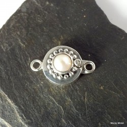 270. Srebrne zapięcie do pereł